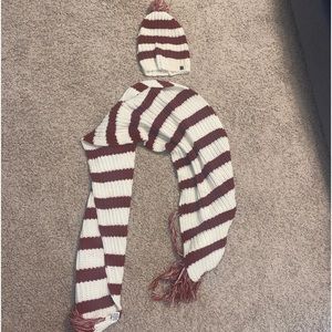Ivory Ella red &white beanie and scarf